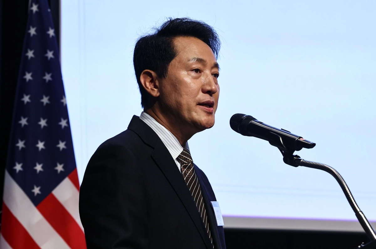 오세훈 서울시장이 21일 서울 용산구 그랜드하얏트에서 열린 한미우호 평화 콘퍼런스에서 축사를 하고 있다. 뉴스1