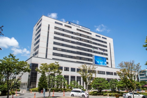 군산시청사. 군산시 제공
