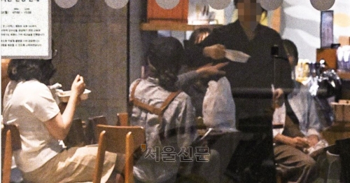 오후 3시에 문닫은 스타벅스… 전직원 역사 인식 교육