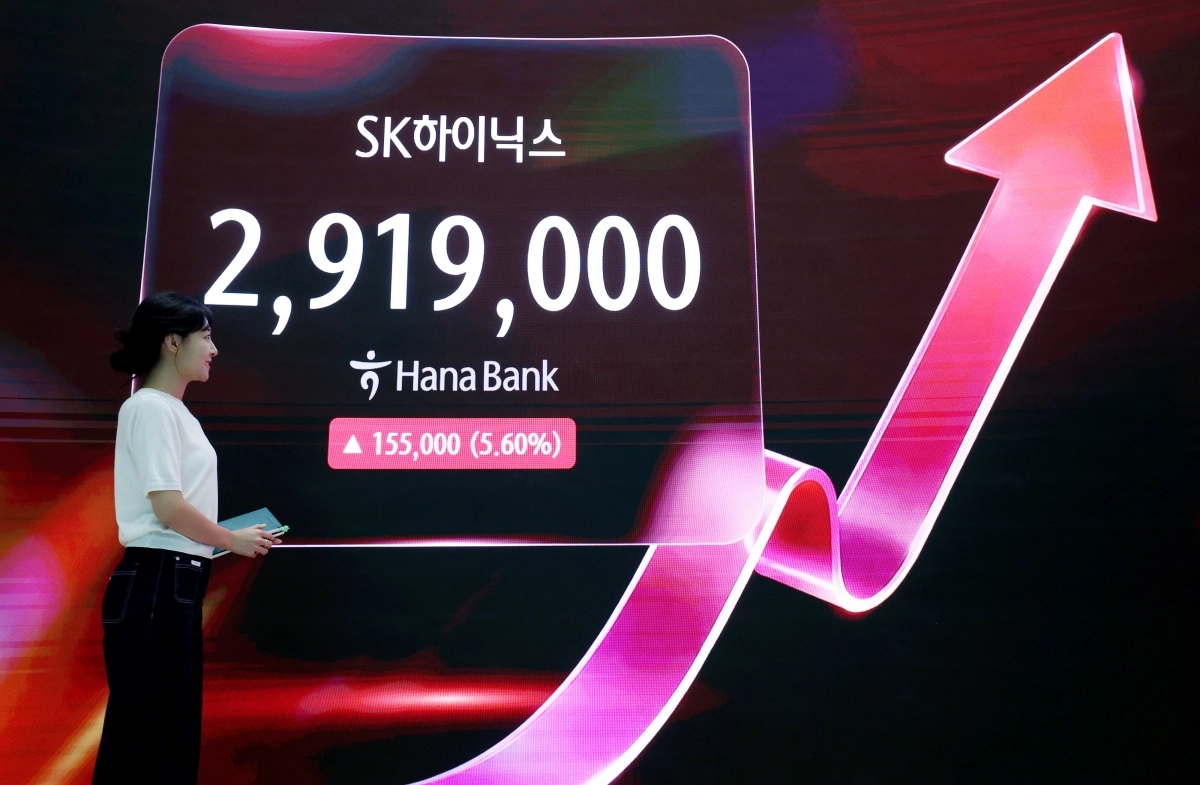 SK하이닉스, 코스피 시총 1위 등극
