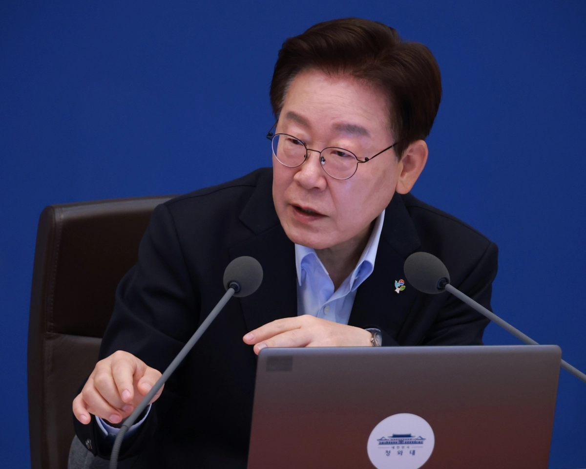 국무회의 발언하는 이재명 대통령