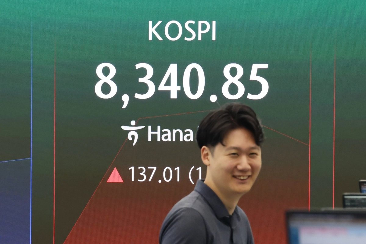8,300선 회복한 코스피