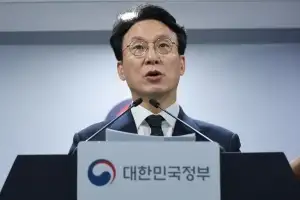 金총리 “검찰 보완수사권 폐지로 정부 입장 정리”
