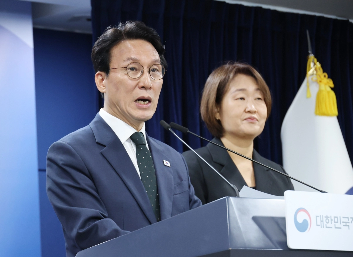 김민석 총리, “검찰 보완수사권 폐지”