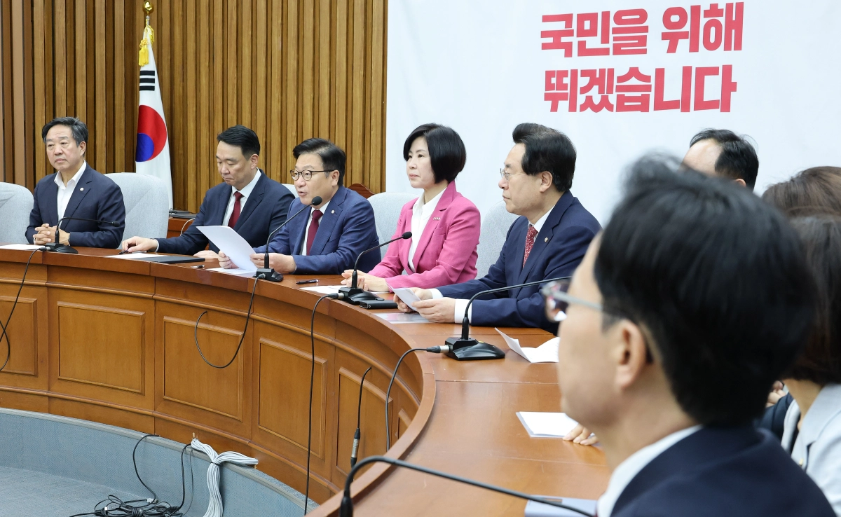 국민의힘 정점식 원내대표가 26일 국회에서 열린 원내대책회의에서 발언하고 있다. 연합뉴스
