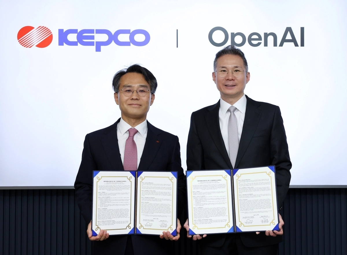 한국전력이 지난 26일 서울대에서 글로벌 AI선도기업인 OpenAI를 상대로 ‘에너지 산업의 AI 전환 협력’을 위한 업무협약을 체결했다. 한국전력 제공