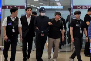 국내 최대 만화 불법 복제 사이트 ‘마나토끼’ 운영자 구속