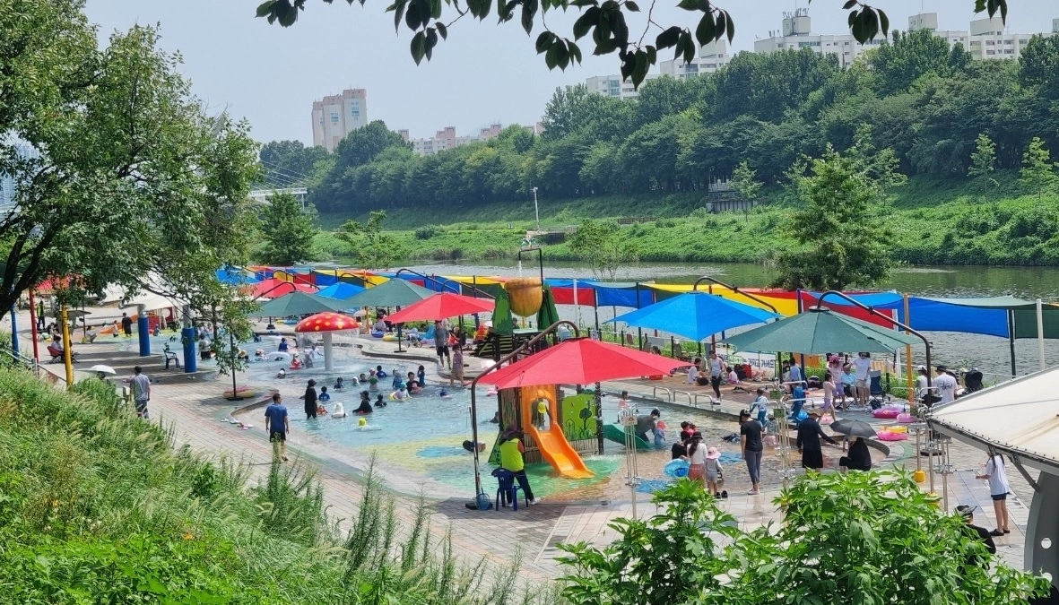 금천 퐁당퐁당 어린이 물놀이장