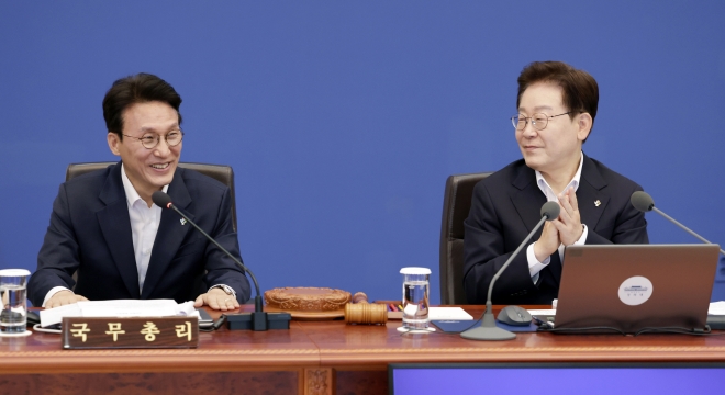 李대통령 “우리 김민석 총리…정말로 크게 국정에 도움 됐다”