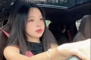thumbnail - 이솔이 “지우고 싶은 과거”…박성광과 이혼설에 입 열었다