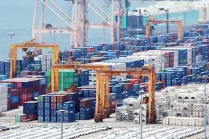 韓 2분기 GDP 0.6%…반도체가 이끈 ‘깜짝 성장’
