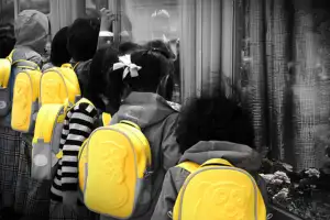 thumbnail - “2~3살 아이들 입에 물 쏘고 세탁기 안에 가둬” 어린이집 교사들에 인도 ‘발칵’