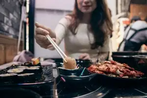 thumbnail - 무심코 밥부터 한 숟갈?…‘혈당 롤러코스터’ 멈추는 3가지 비법
