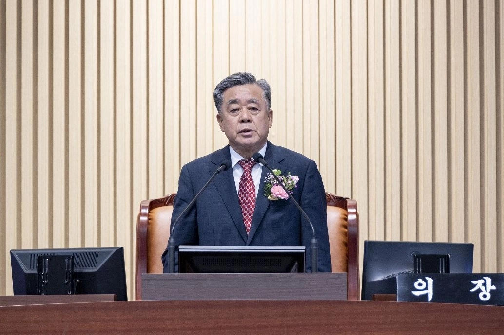 제13대 경북도의회 전반기 의장에 선출된 김희수 도의원. 경북도의회 제공