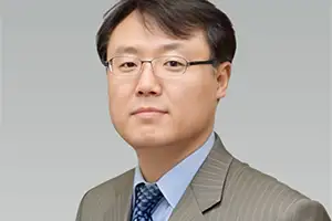 [세종로의 아침] 최악의 월드컵에 심판도 없는 나라