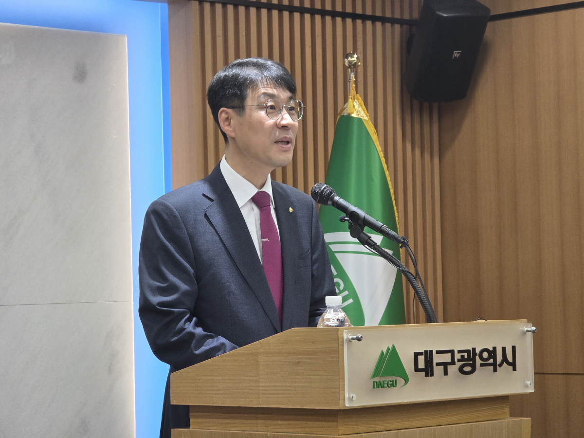 김정기 대구시 행정부시장이 3일 시청 동인청사에서 조직개편안을 발표하고 있다. 2026. 7. 3. 민경석 기자