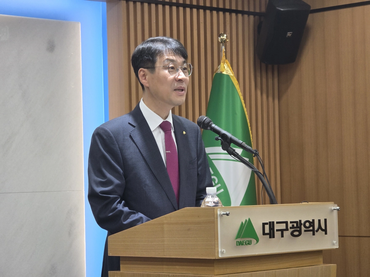 김정기 대구시 행정부시장이 3일 시청 동인청사에서 조직개편안을 발표하고 있다. 2026. 7. 3. 민경석 기자