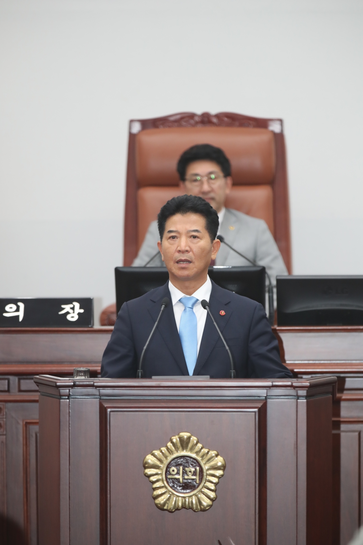 제주도의회는 2일 개원식을 열고 송영훈 의장을 중심으로 본격적인 의정활동에 돌입했다. 제주도의회 제공