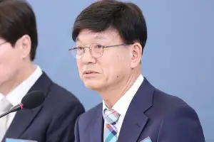 靑, ‘5·18 성역’ 이병태에 사퇴 권고… “스스로 거취 판단하는 중”
