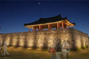 올여름 제주 문화유산도, 한라산도 야간관광… 제주의 밤이 열린다