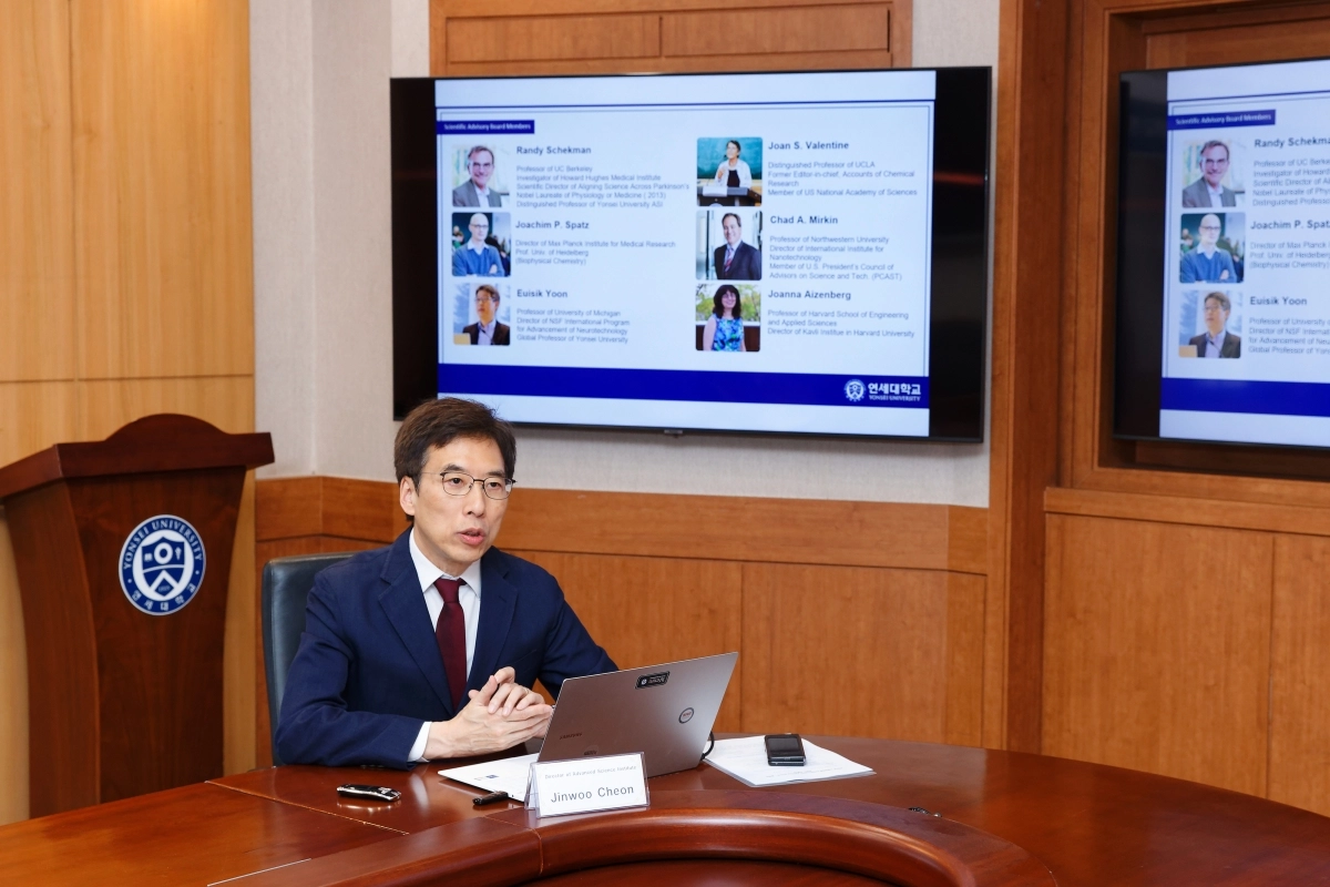 올해 대한민국최고과학기술인상을 수상한 천진우 연세대 교수. 과학기술정보통신부 제공