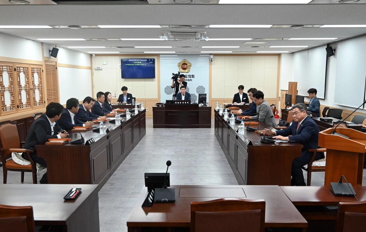 제364회 임시회 제1차 기획경제위원회 회의 전경. 경북도의회 제공