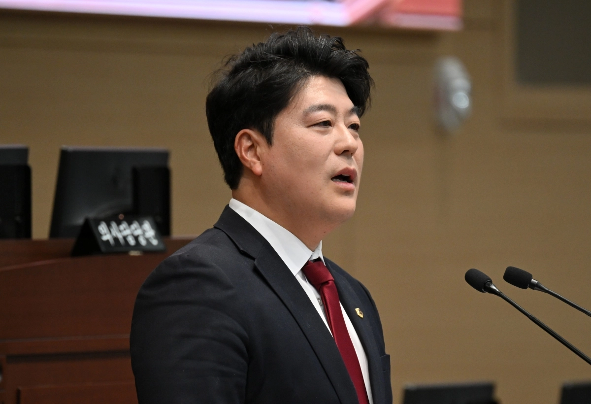 발언하는 손희권 의원. 경북도의회 제공