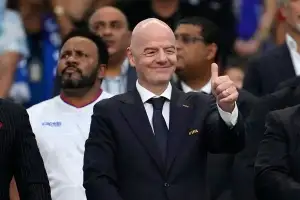 “중국 월드컵 보내려고?”…FIFA, 64개국 확대 카드 꺼냈다