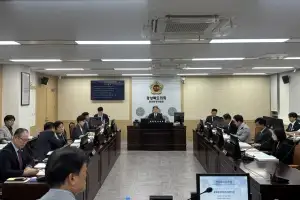 경북도의회 제13대 전반기 문화환경위원회, 첫 업무보고 성공리 끝마쳐