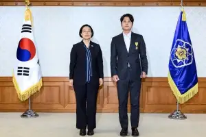 “승강장안전문 열림, 열차 출발 못해요”… 서울교통공사 과장 국민포장