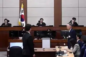 김건희 무죄받은 ‘명태균 무상 여론조사’… 尹은 1심서 징역 2년