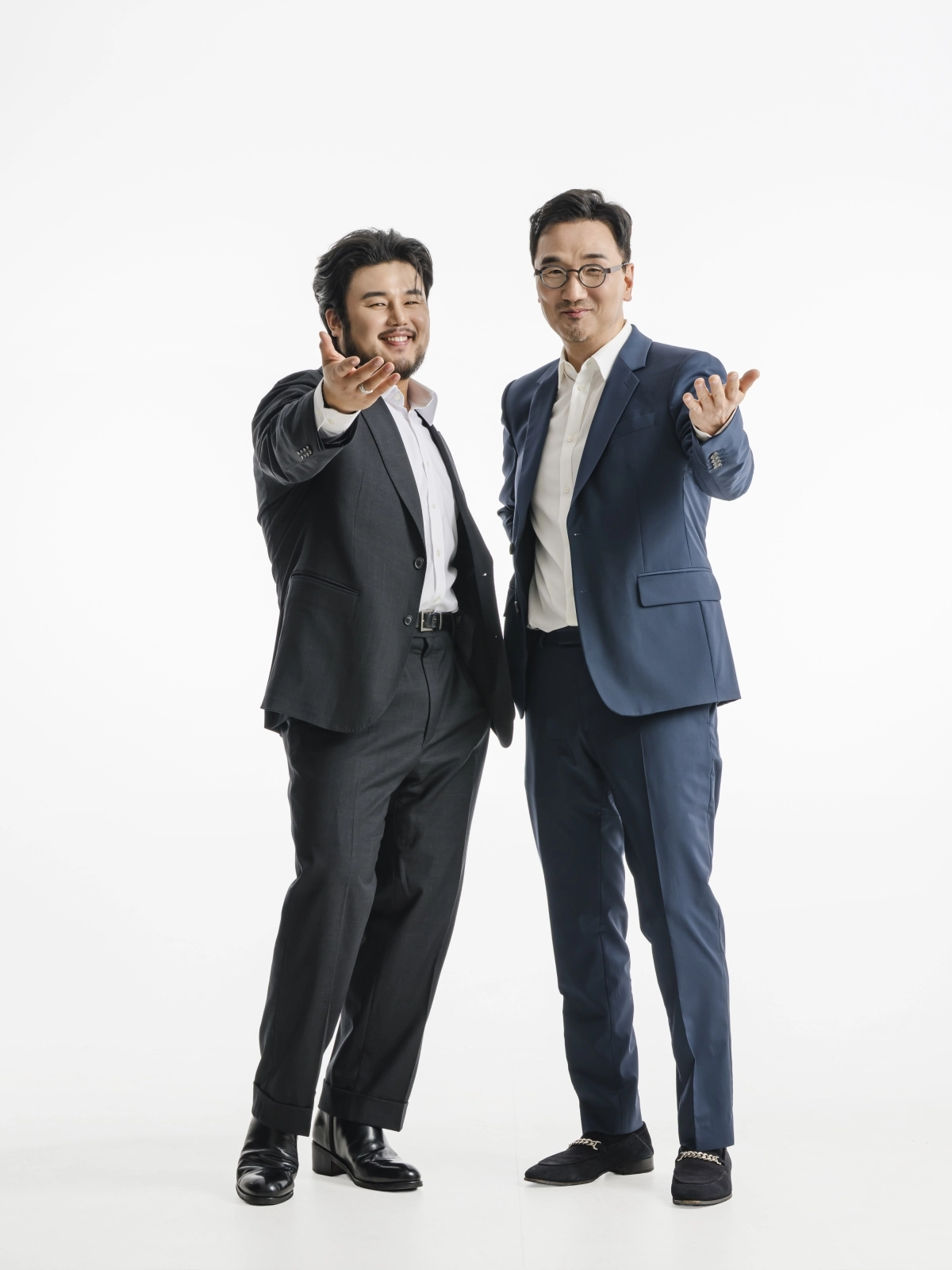 2026 여우락 페스티벌의 예술감독 이한철(오른쪽)과 음악감독 유태평양. 국립극장 제공
