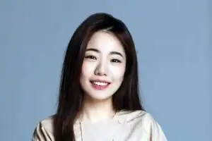 ‘한국 폄하’ 中 천재 작가의 몰락…논문 표절로 학위 박탈