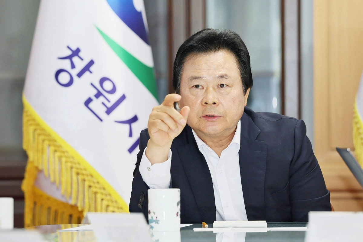 강기윤 경남 창원시장이 14일 민선 9기 시정 운영 방향을 밝히고 있다.  창원시 제공