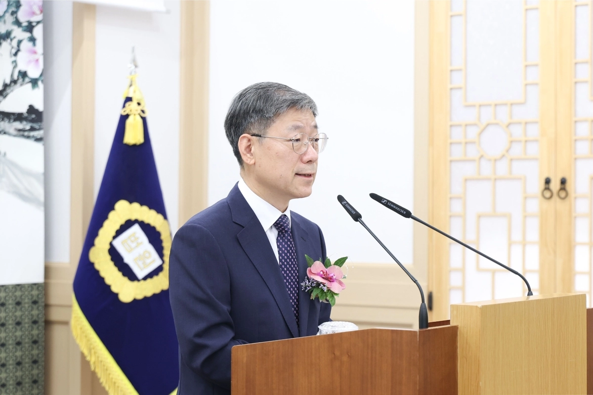 노경필 신임 법원행정처장이 14일 서울 서초구 대법원 무궁화홀에서 열린 취임식에서 취임사를 하고 있다. 대법원 제공