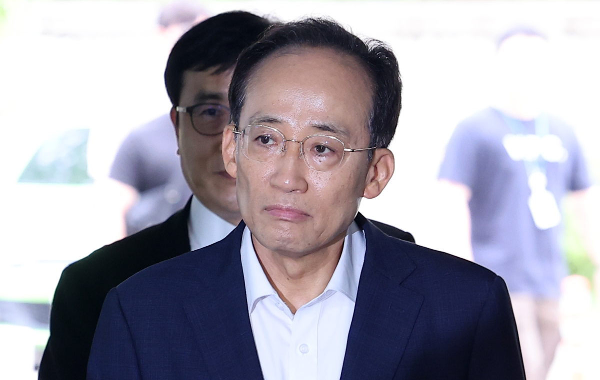 추경호 대구시장이 15일 서울 서초구 서울중앙지방법원에서 열린 내란 중요임무 종사 혐의 1심 속행 공판에 출석하고 있다. 연합뉴스