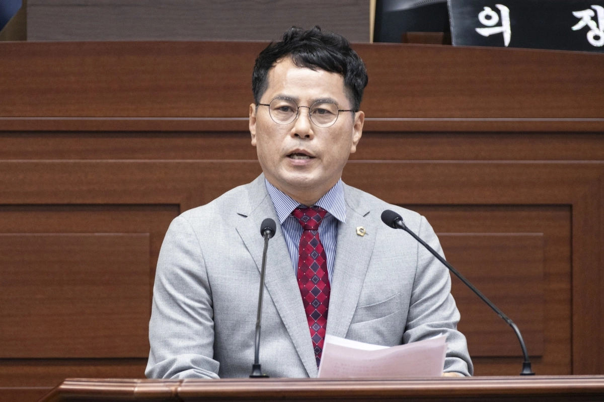 16일 제364회 임시회 제4차 본회의 5분 자유발언을 하는 윤종호 의원. 경북도의회 제공