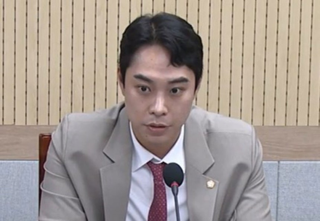 경찰은 믿었다, ‘여중생 성매매’ 최영중 시의원을…증거인멸 동안 멀뚱히
