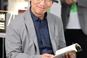 유시민 신간, ‘유럽 도시 기행 3’ 나오자마자 1위