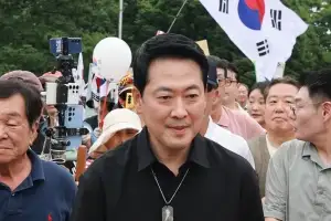 ‘장외 정치’ 외줄 타는 장동혁… 부정선거 주장·강성 지지층 밀착 행보