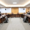 광고 금지도 안 지켜지는데…‘늦고 약한’ 보완책 통할까