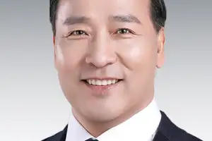 경기도의회 제12대 전반기 여성가족평생교육위원회 위원장에 김용성 의원 선출
