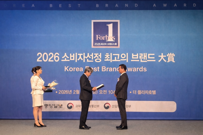 비탑에이아이 ‘플립에듀’, 포브스코리아 2026 교육IT 부문 브랜드 대상 수상