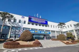 thumbnail - 공금 25억 코인에 날렸나…병가 냈다가 딱 걸린 7급 공무원 thumbnail - 공금 25억 코인에 날렸나…병가 냈다가 딱 걸린 7급 공무원