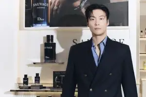 배우 허남준, 디올 뷰티 부티크서 ‘소바쥬’ 썸머 그루밍 리추얼 체험