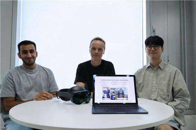 이번 기술을 개발한 아마르 알타이 카이스트 정보전자연구소 박사 후 연구원, 이안 오클리 전기 및 전자공학부 교수, 한현영 박사과정 연구원(왼쪽부터))  카이스트 제공