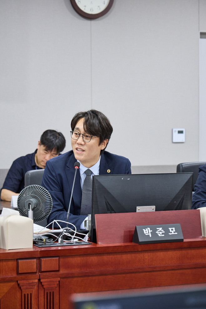 박준모 경기도의원, 경제노동위원회 첫 업무보고서 정책 실효성 강화 주문