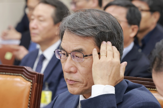 해외출장 3차례 배우자 동반… 노태악, 4700만원 선관위에 반납