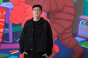거리와 미술관 경계 넘나드는 ‘21세기 앤디 워홀’ 카우스(KAWS) 상륙…한국 최초 미술관 전시