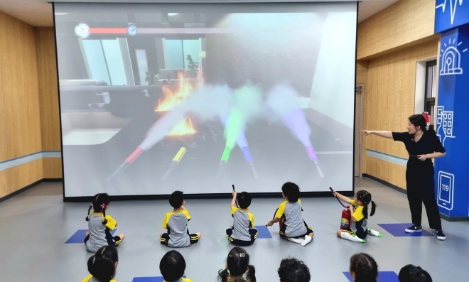 성동구, 실제 공간 구현 ‘확장현실 화재안전교육’…교육생 600명 돌파